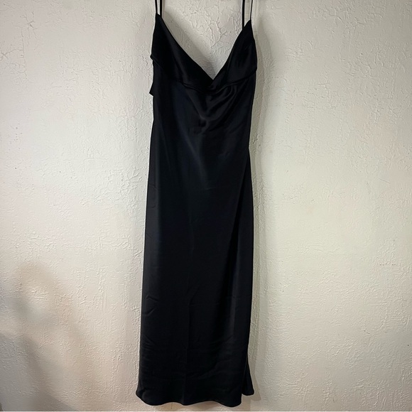 Zara Satin Effect Cut Out Back Midi Dress Black Blogger Favorite Tik Tok Viral - Picture 6 of 16